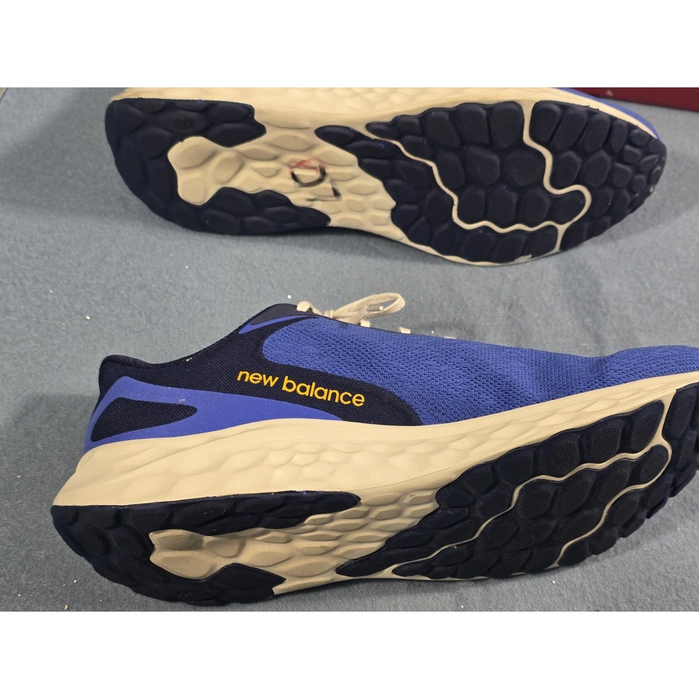 New Balance Arishi v4 Fresh Foam Wide Width Size 14 Marine Blue Hot Marigold - Picture 10 of 10
